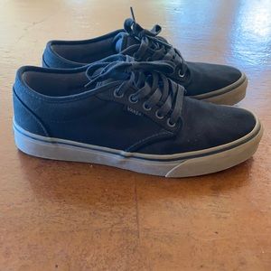 Lightly worn a few days, too small.